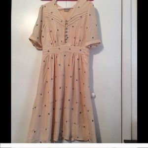 eshakti gorgeous vintage dress