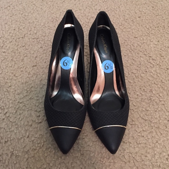 NWOT Calvin Klein Heels