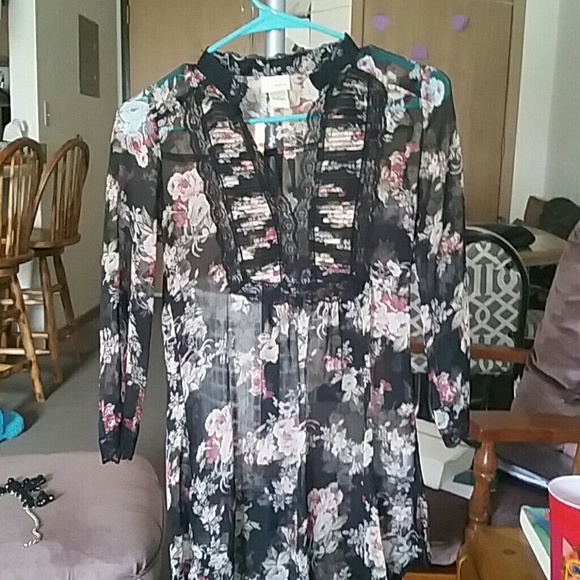 Sheer floral top with lace