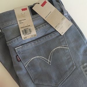 Brand new Levi jeans!!!!!