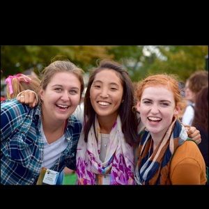 Meet your Posher, Clare