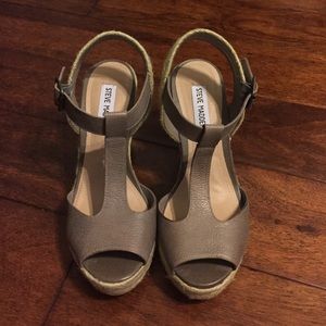 Never worn! Steve Madden Wedges