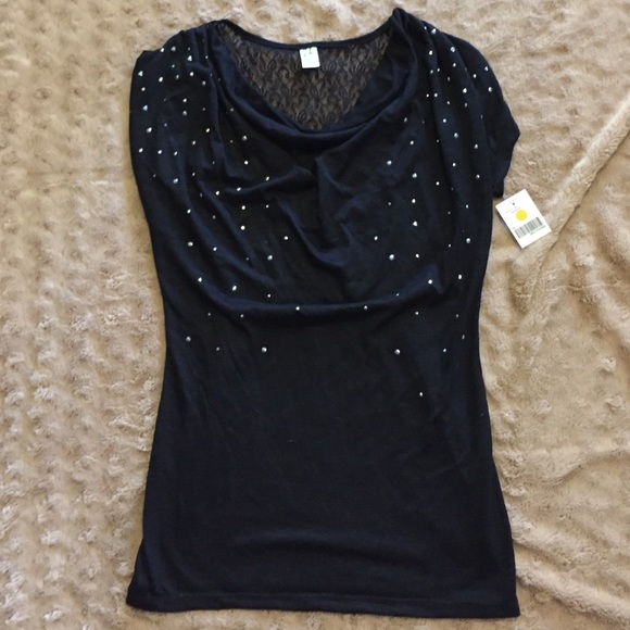 Black shirt