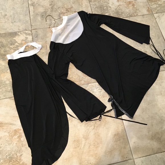 Nun costume