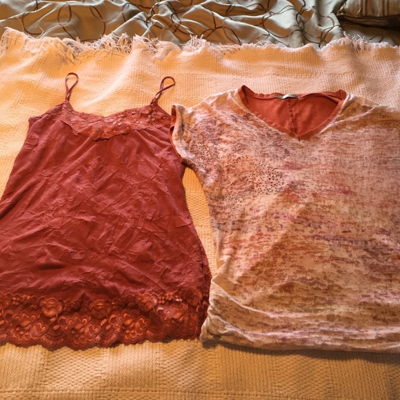 Bundle of Burnout shirt & lace tank