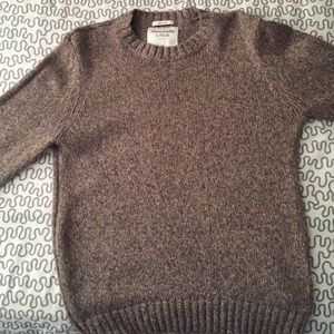 Abercrombie & Fitch sweater