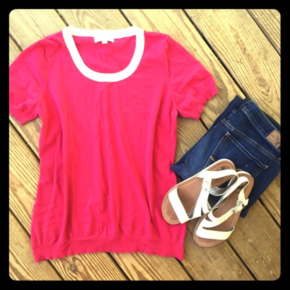 💣💥 Fiery Red Scoop Neck