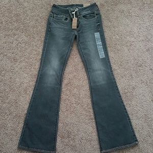 Brand new American Eagle "Artist Stretch" jeans