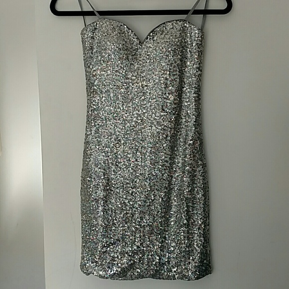 SALE🔥Sequin Strapless dress