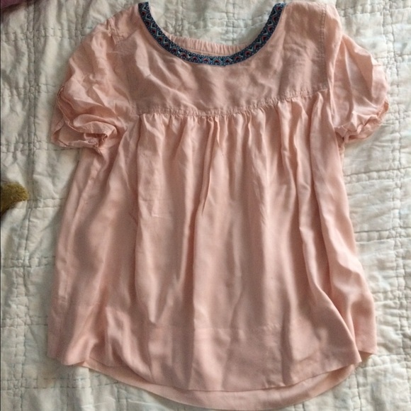 American Eagle top (NO TRADES)