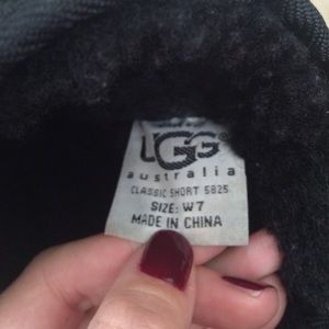 Black uggs-- SALE!!!! Lowest price