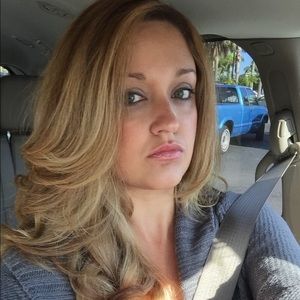 Meet your Posher, Melissa