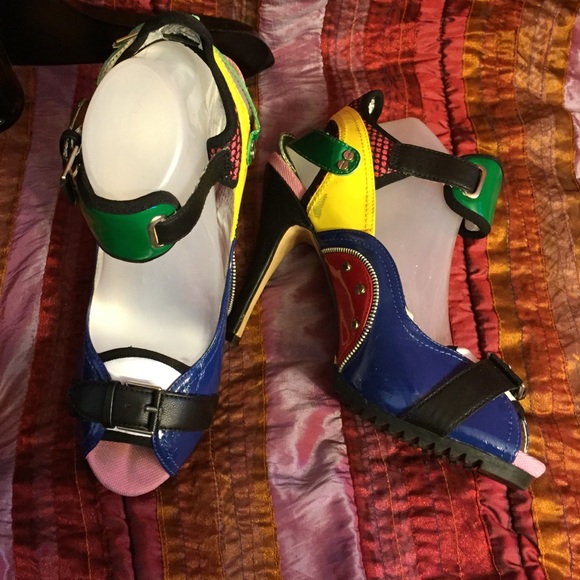 Bondage heels  * I take offers ☺️