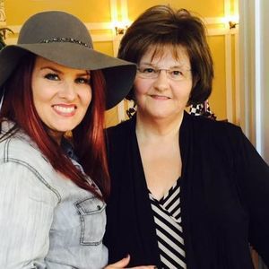 Meet your Posher, Angie