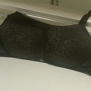 VS sports bra