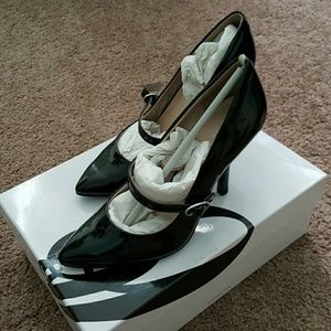 Brand new Nine West heels