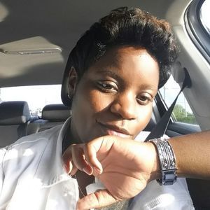 Meet your Posher, Lyn-sey