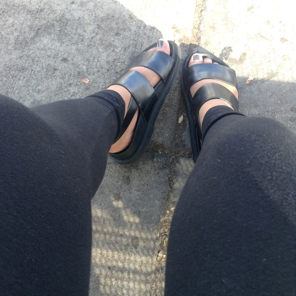 Sandal