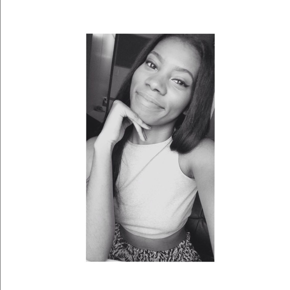 Meet your Posher, Keymaya - Picture 2 of 3