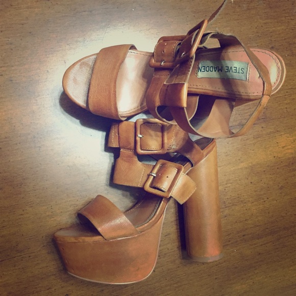 Steve Madden Women's Rodnee Brown