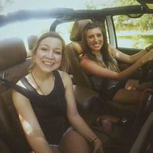 Meet your Posher, Christina