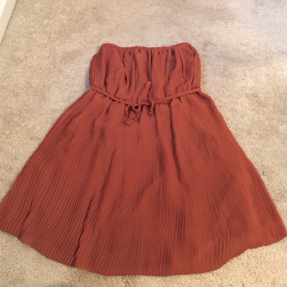Forever 21 Strapless dress