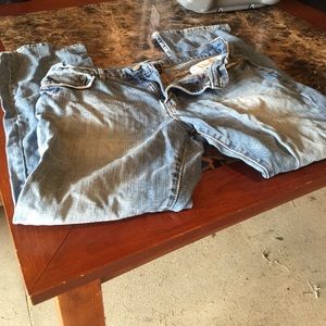 Meet your Posher, Adam