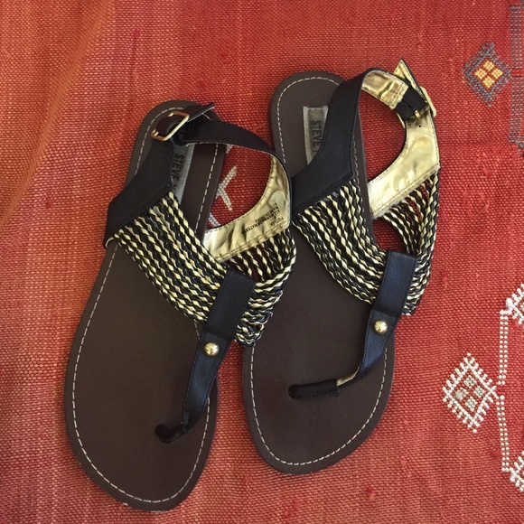 Steve Madden sandals
