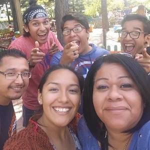 Meet your Posher, Noemi