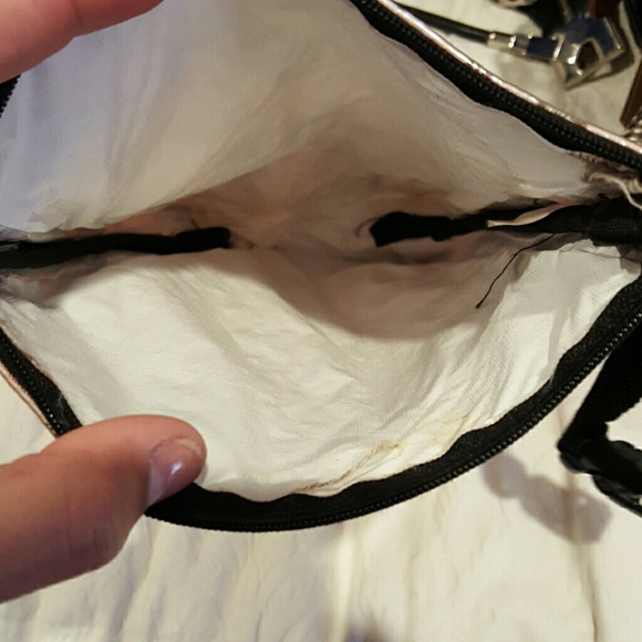 Hand bag - Picture 2 of 2