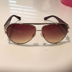 Brown aviator sunglasses