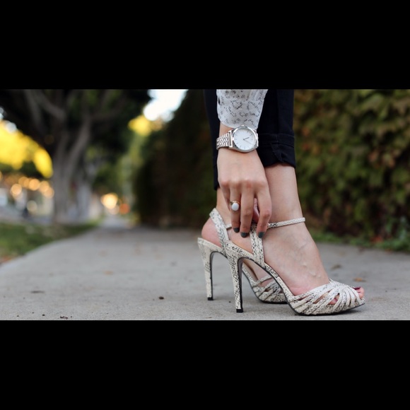 Ralph Lauren Katarina open toe sandals