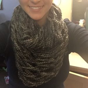 Arm knit infinity scarf
