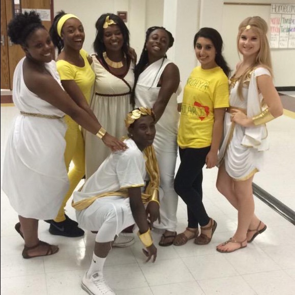 Meet your Posher, Cameron - Picture 1 of 1