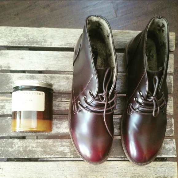 bella Marie  Shoes - 🍁ON SALE!! Burgundy ankle boots🍁🌲🍁