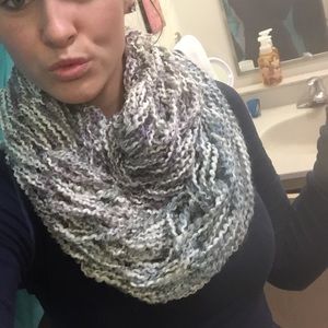 Arm knit scarf