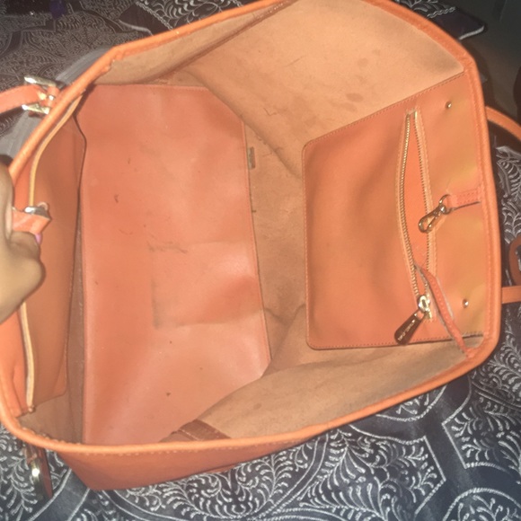 Michael Kors Large Tote Bag - Picture 3 of 4