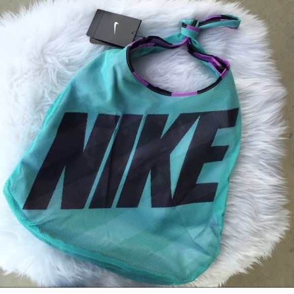 Nike Handbags - Nike Reversible Bag