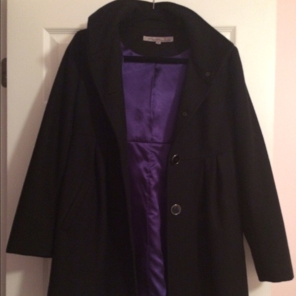 Hooded Kenneth Cole baby doll / pea coat
