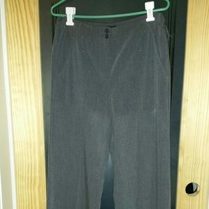 Body by Victoria Gray Dress Pants Size 6