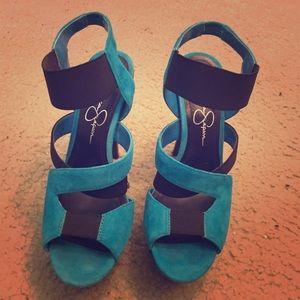 🎉FINAL SALE🎉Sexy Teal Jessica Simpson heels