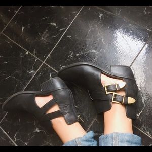 Ankle open foot boots