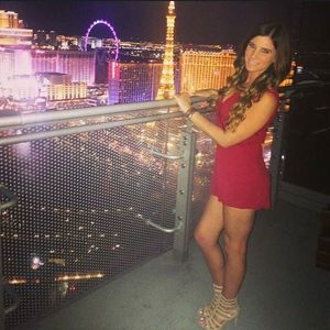 Meet your Posher, Brittni