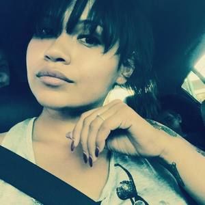 Meet your Posher, Viviana