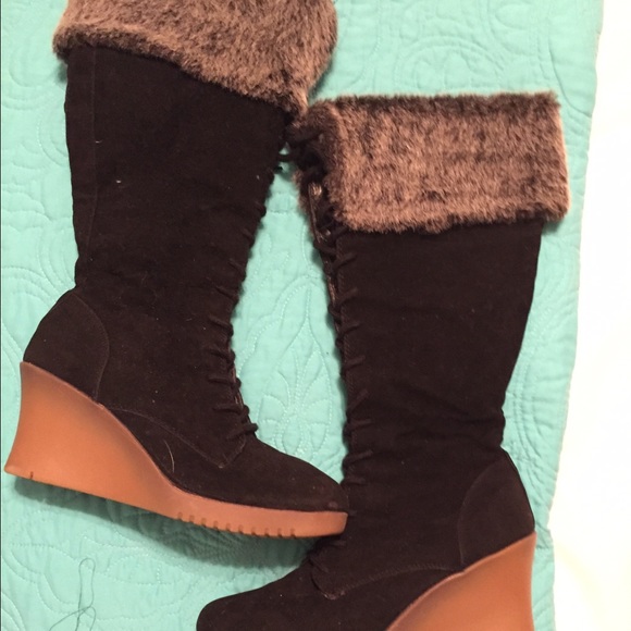 (On hold)Lace up boots 8.5