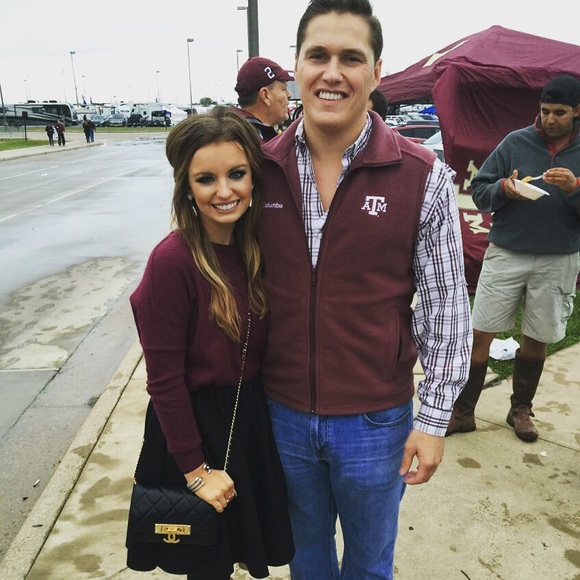 Meet your Posher, Taylor - Picture 4 of 6