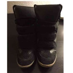 Steve Madden Wedge Sneaker. Retail $129