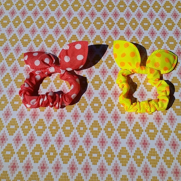 Hairtie bow