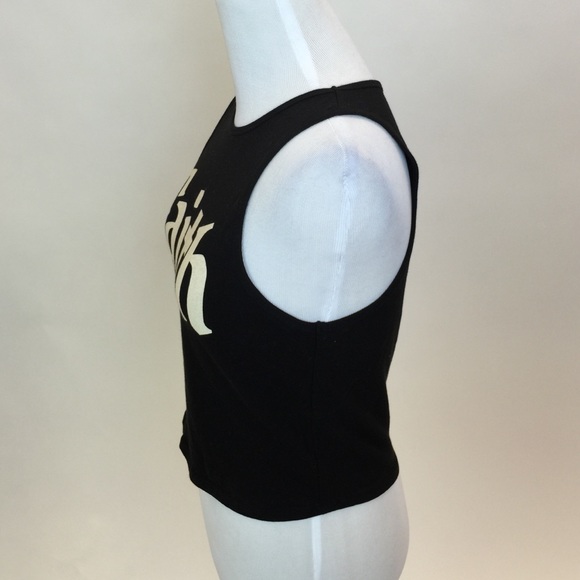 Forever 21 Faith cropped top - Picture 2 of 4