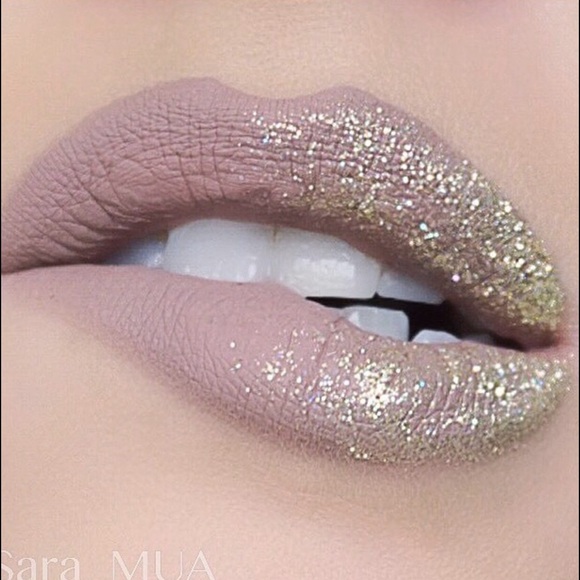 Limecrime Other - Limecrime cashmere lipstick "Greige"